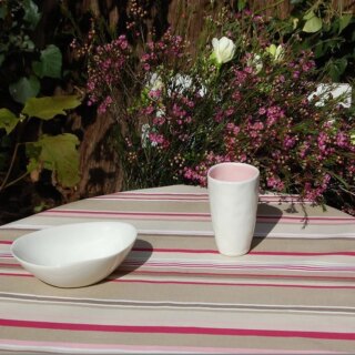 Fleur de Soleil - Nappe enduite ronde ou ovale Rayure taupe rose fond lin