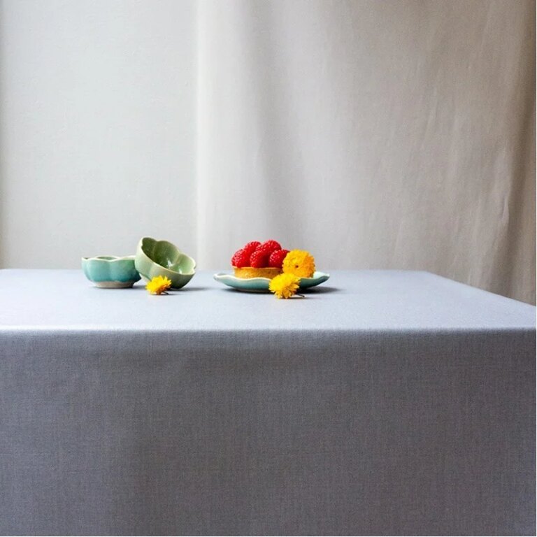 Fleur de Soleil - Nappe grise ronde ou ovale enduite