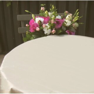 Nappe sable ronde ou ovale enduite par la marque Fleur de Soleil Fleur de Soleil - Nappe sable ronde ou ovale enduite