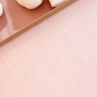 Serviettes de table Pailleté rose – Lot de 2 par la marque Fleur de Soleil Fleur de Soleil - Serviettes de table Pailleté rose – Lot de 2