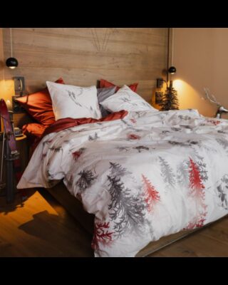 Blanc de Gérardmer - Taie d’oreiller en Percale imprimée Skieurs 65x65cm