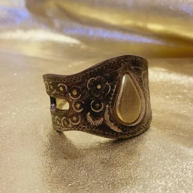 Maison Rottier - Bracelet Manchette Cuir Doré