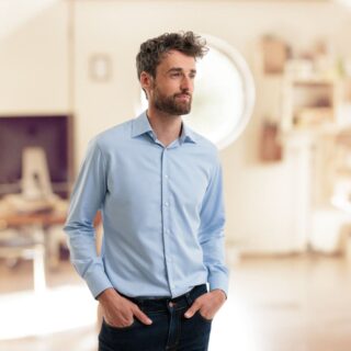 PALÂBA - Chemise col italien bleu ciel 100% coton