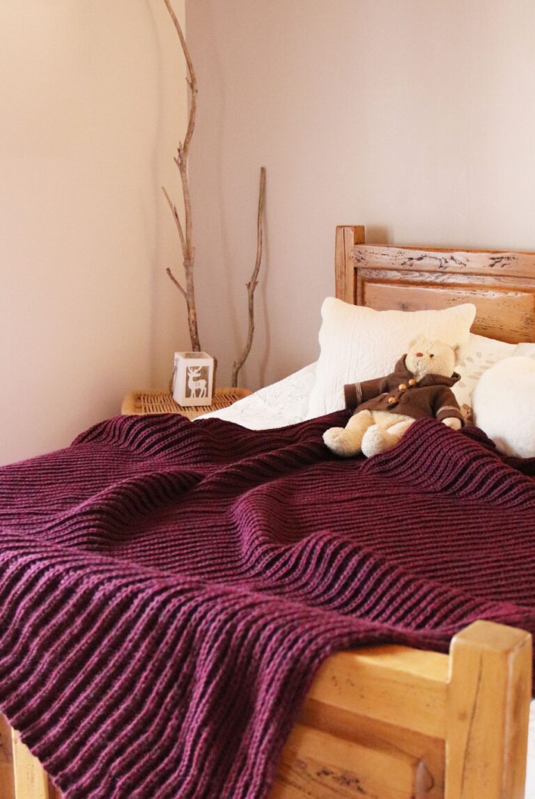 maison-bonnefoy - Plaid Cannes en laine et alpaga – Rouge (Colombe)
