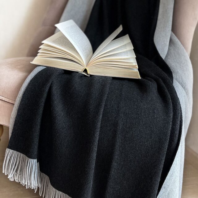 Maison Bonnefoy - Plaid en laine Strasbourg Noir gris