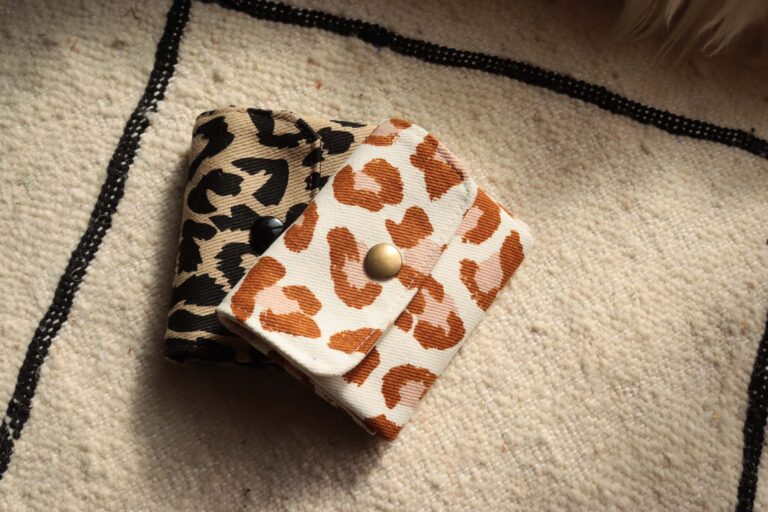 Maison Mallow - Mini Portefeuille Léopard Ecru et Camel