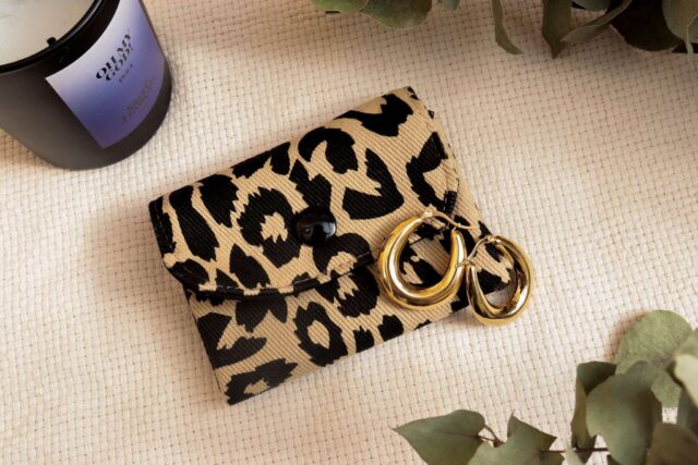 Maison Mallow - Mini Portefeuille Léopard Beige et Noir