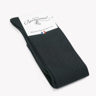 Les Côtelées – chaussettes homme – coton noir par la marque Maison Broussaud Maison Broussaud - Les Côtelées – chaussettes homme – coton noir