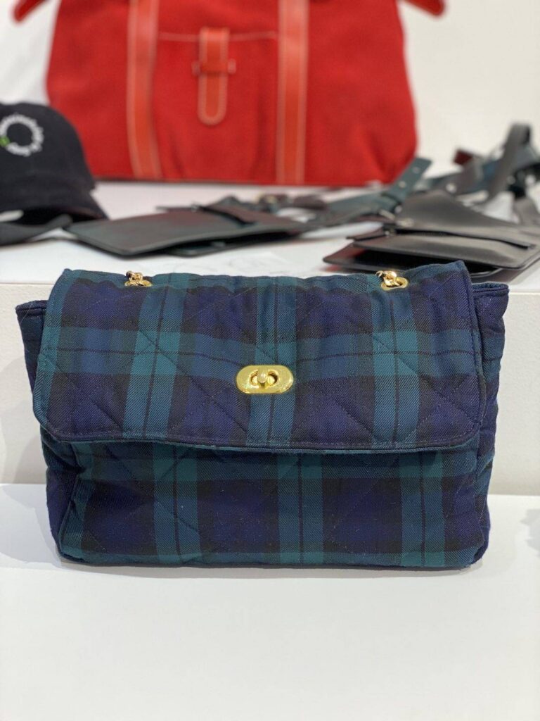 Maison Mallow - Sac à bandoulière écossais matelassé Vivienne