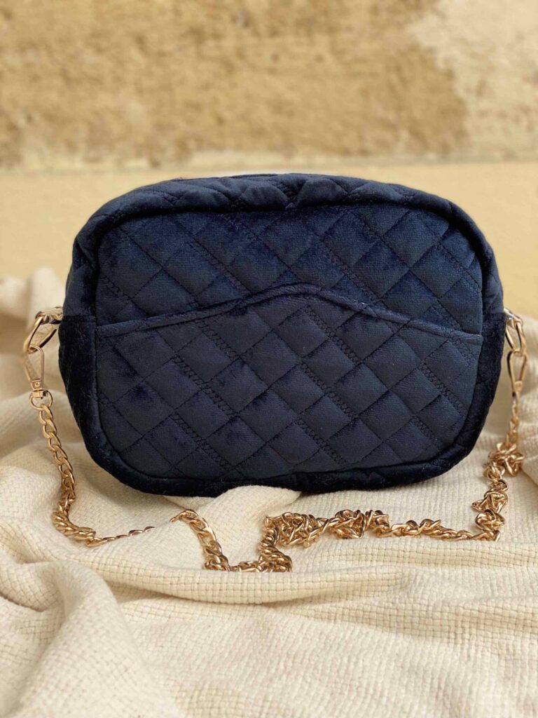 Maison Mallow - Sac à bandoulière bleu à chaîne dorée Constance