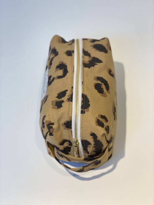 Maison Mallow - Trousse de Toilette Léopard Camel