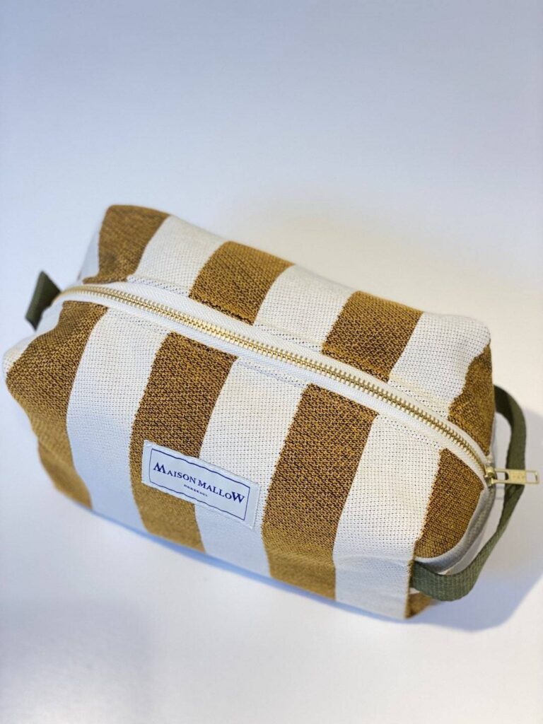 Maison Mallow - Trousse de Toilette à Rayures Camel