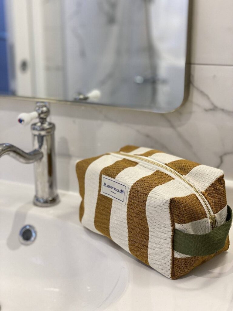 Maison Mallow - Trousse de Toilette à Rayures Camel