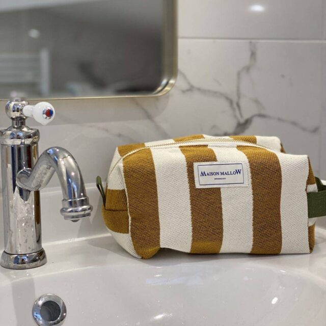 Maison Mallow - Trousse de Toilette à Rayures Camel