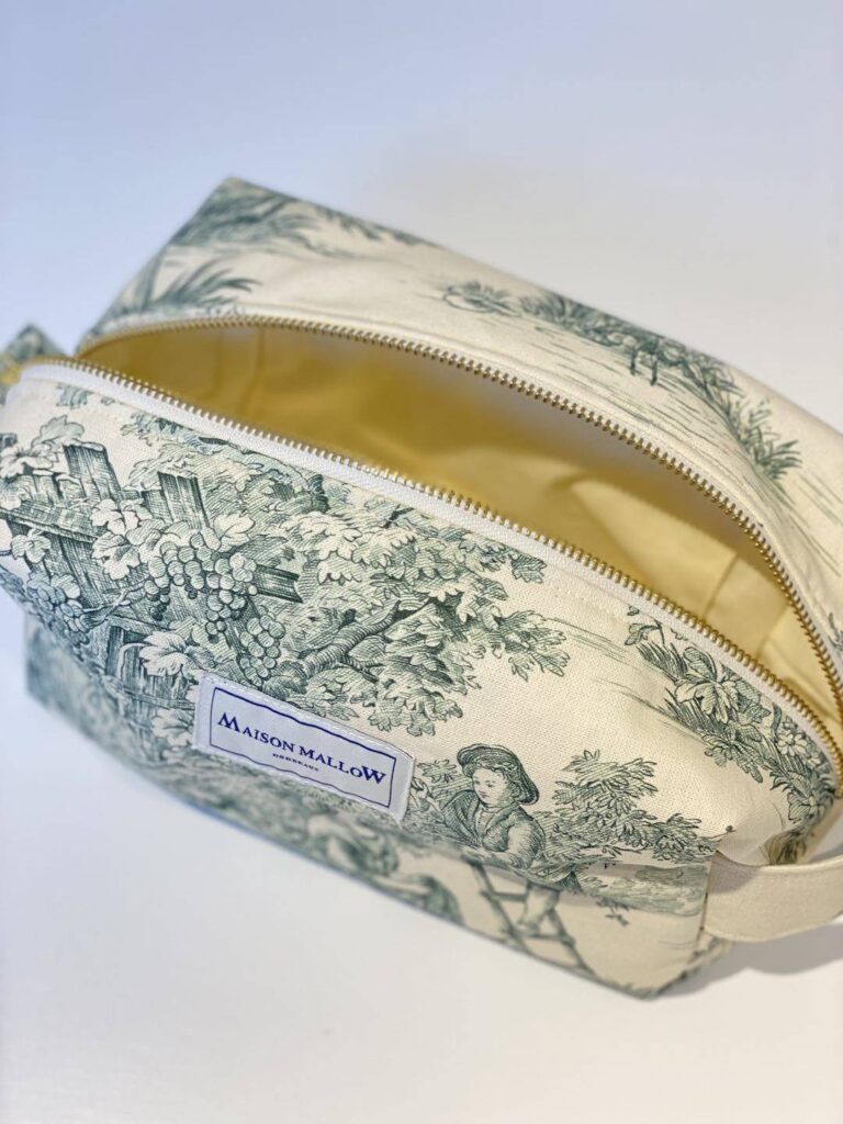 Maison Mallow - Trousse de Toilette Toile de Jouy Verte