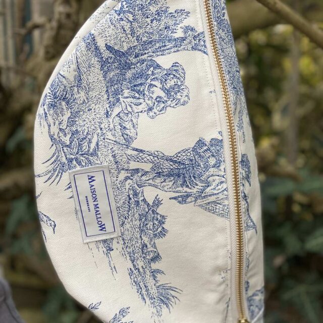 Maison Mallow - Sac Banane Toile de Jouy Bleue