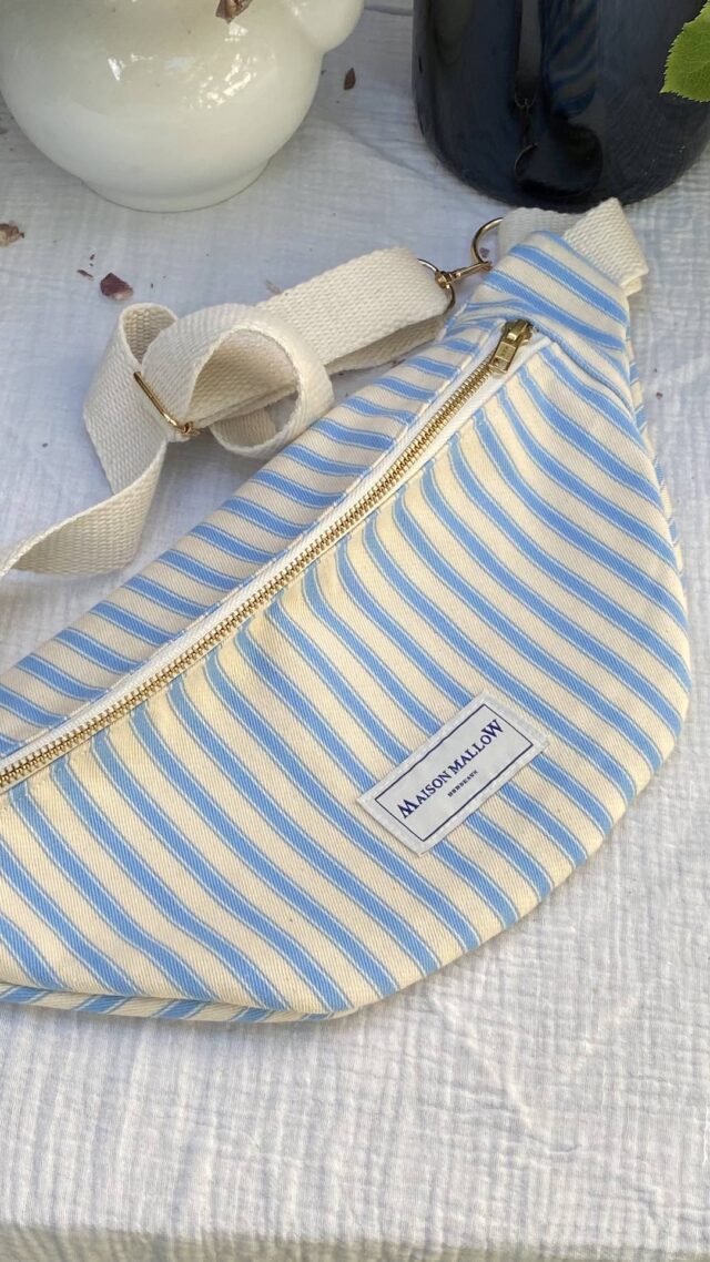 Maison Mallow - Sac Banane rayé bleu et blanc