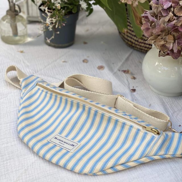 Maison Mallow - Sac Banane rayé bleu et blanc