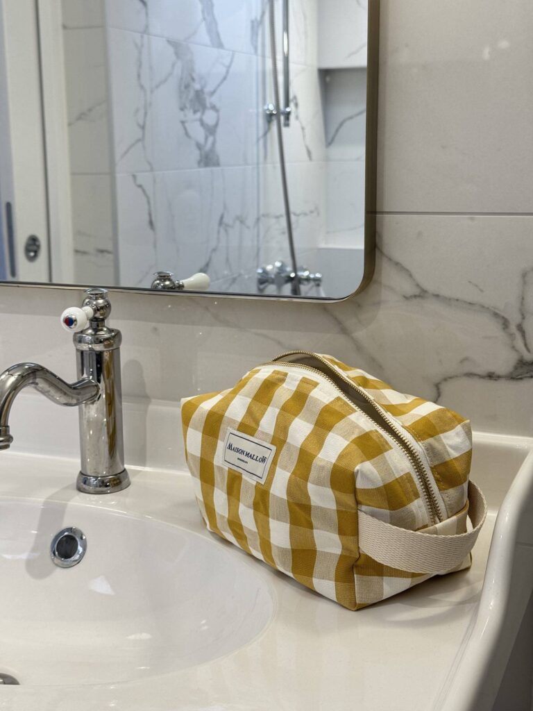 Maison Mallow - Trousse de Toilette à carreaux jaune moutarde