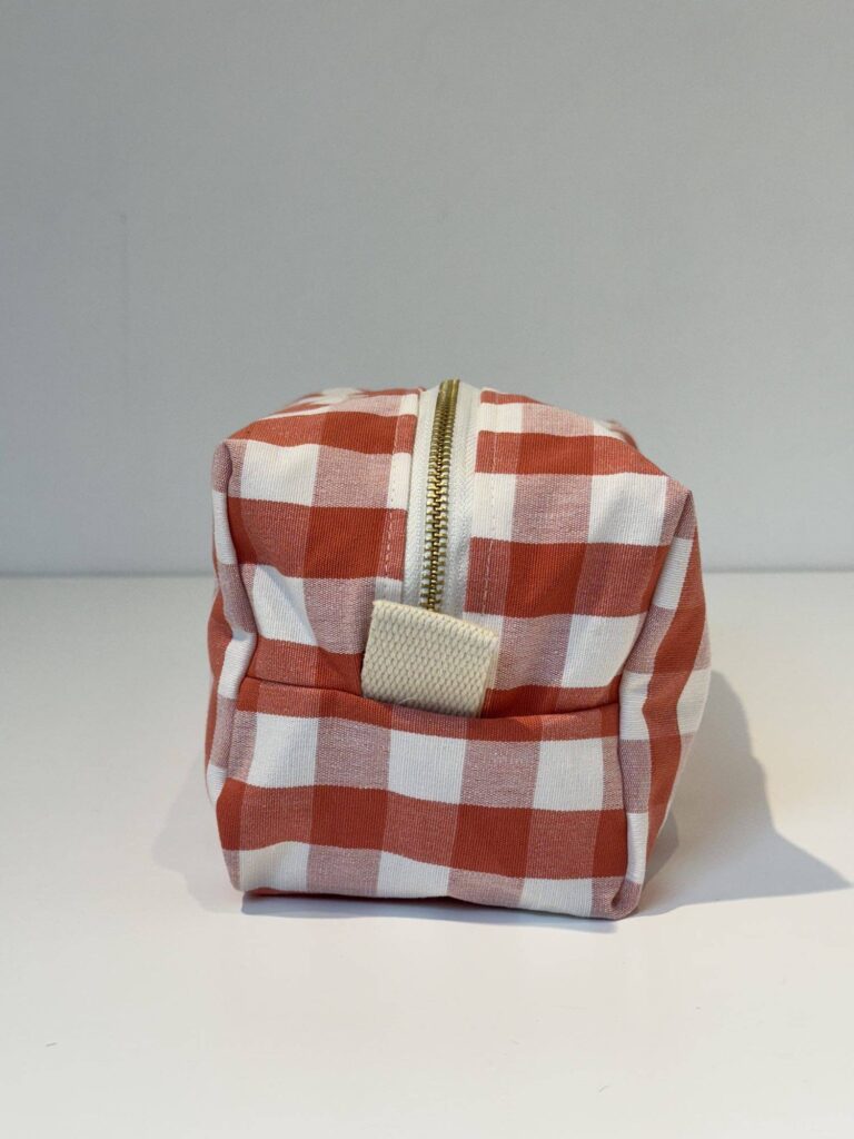 Maison Mallow - Trousse de Toilette à carreaux rouges