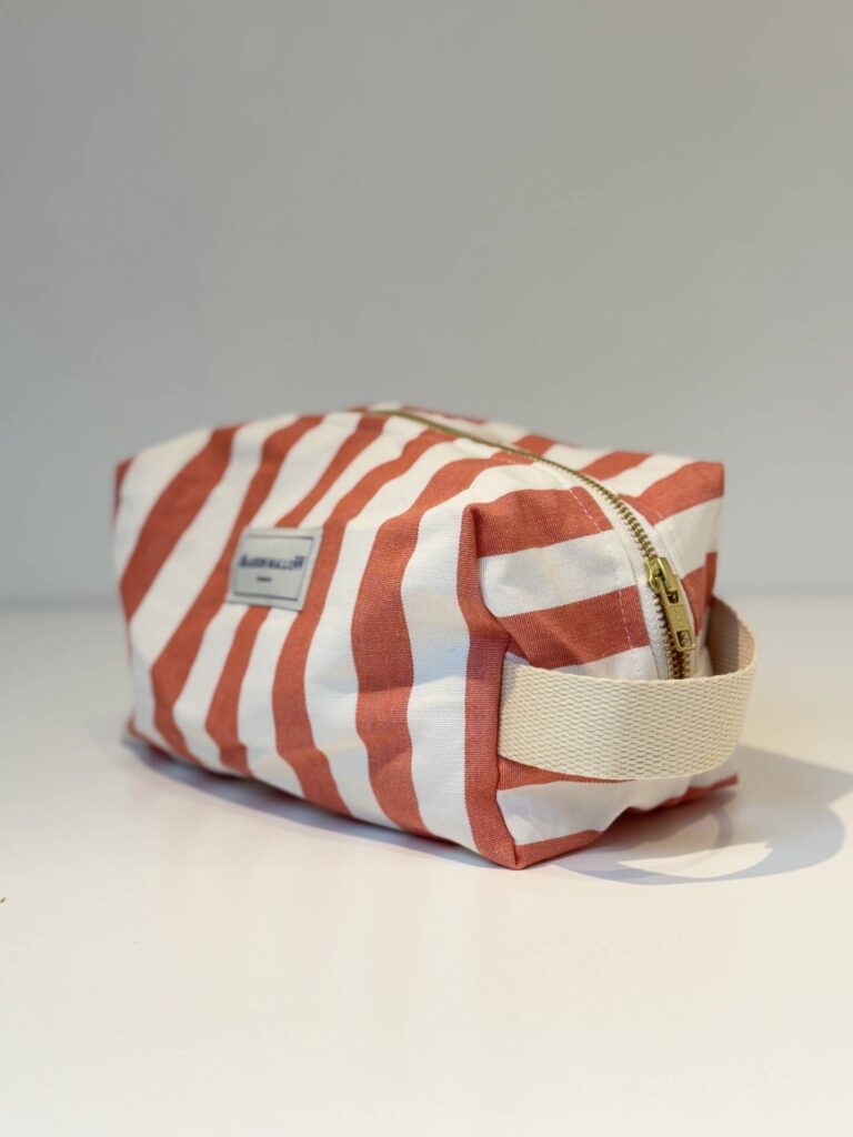Maison Mallow - Trousse de Toilette à rayures rouges