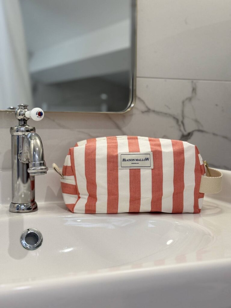 Maison Mallow - Trousse de Toilette à rayures rouges