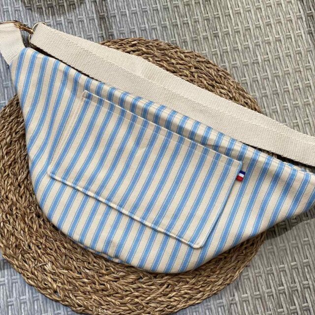 Maison Mallow - Sac Banane rayé bleu et blanc