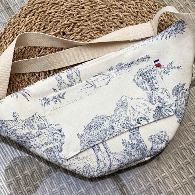 Maison Mallow - Sac Banane Toile de Jouy Bleue