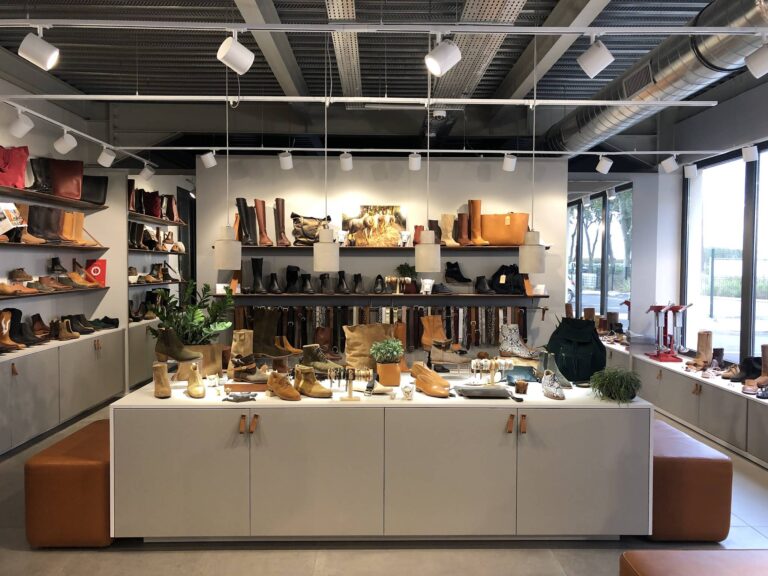 Boutique La Botte Gardiane à Aigues-Vives (magasin d'usine)
