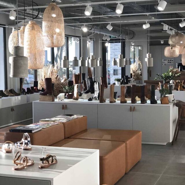 Boutique La Botte Gardiane à Aigues-Vives (magasin d'usine)