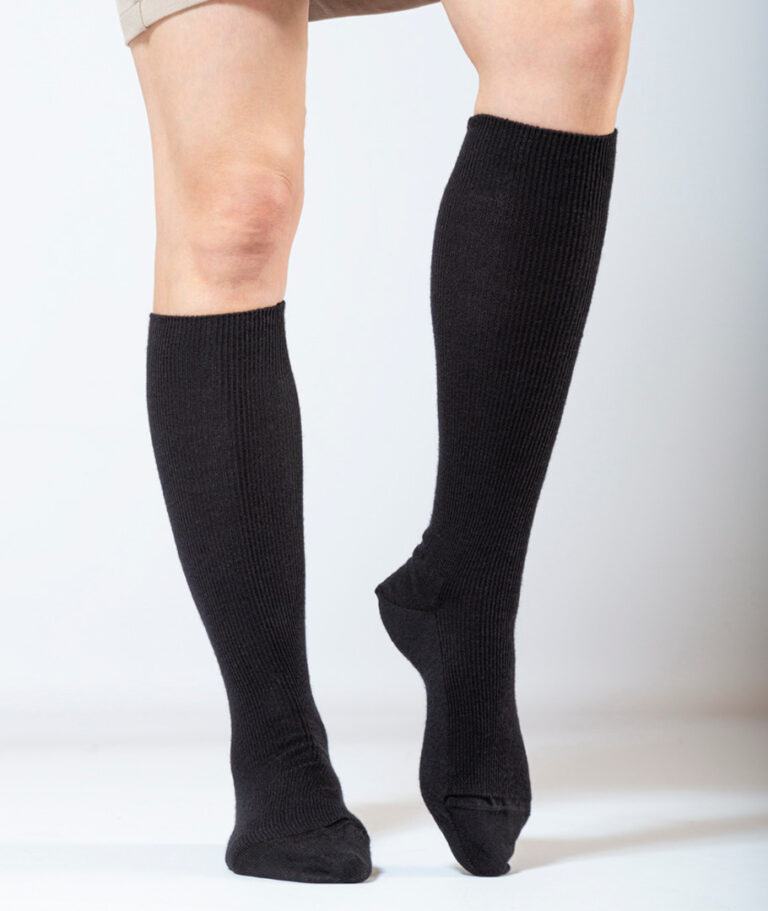 Ardelaine - Chaussettes fines hautes en pure laine mérinos