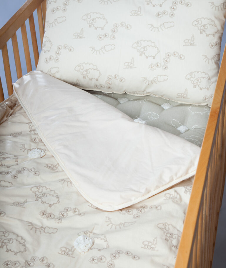 couette bebe laine bio savoir faire francais scop ardelaine 2 Ardelaine - Couette d'hiver en laine pour bébé 500g/m²