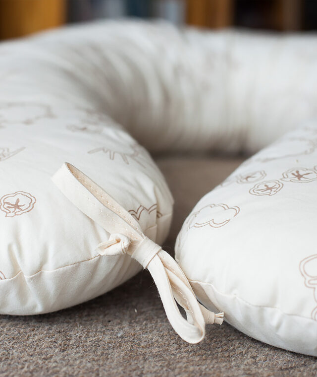 Ardelaine - Coussin d'allaitement en laine