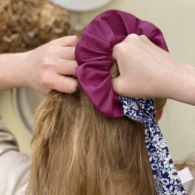 MAISON MALLOW - Chouchou en cuir Rose Fuchsia