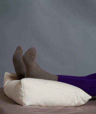 Ardelaine - Coussin Relève-jambes en laine