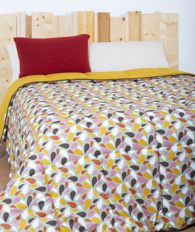 Ardelaine - Couverture piquée en laine - Vintage - motif Pétales