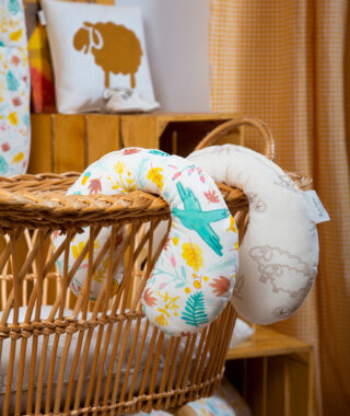 Ardelaine - Coussin de nuque en laine pour enfant