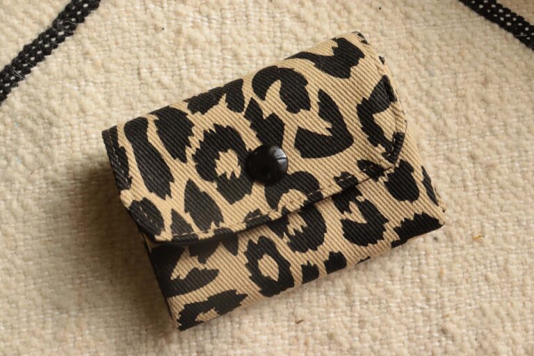 Maison Mallow - Mini Portefeuille Léopard Beige et Noir