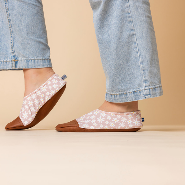 Les Pas Petits - Les Petites Marguerites