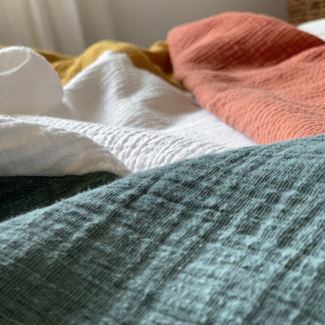 Maison Mallow - Plaid Sunset – Couvre-Lit ou Fouta de Plage en double gaze de coton