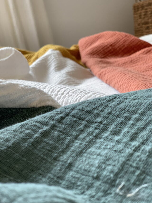 Maison Mallow - Plaid Sunset – Couvre-Lit ou Fouta de Plage en double gaze de coton