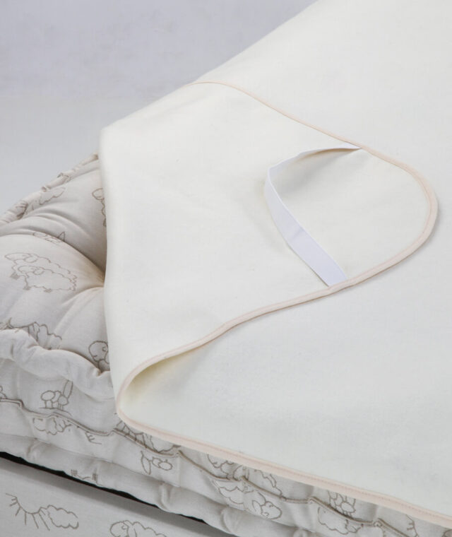 Ardelaine - Protège matelas pour lit bébé en feutre de laine