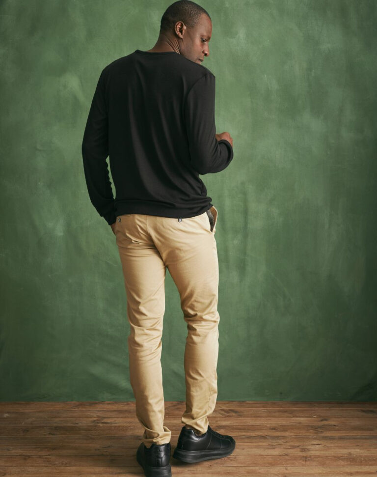 Lemahieu - Pull col V 100% Laine mérinos - Noir - Homme