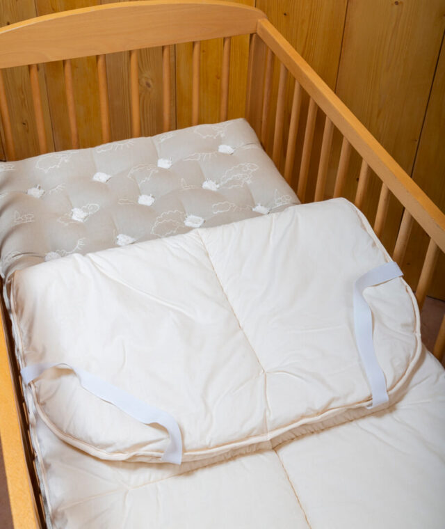 Ardelaine - Surmatelas Douceur en laine pour lit bébé