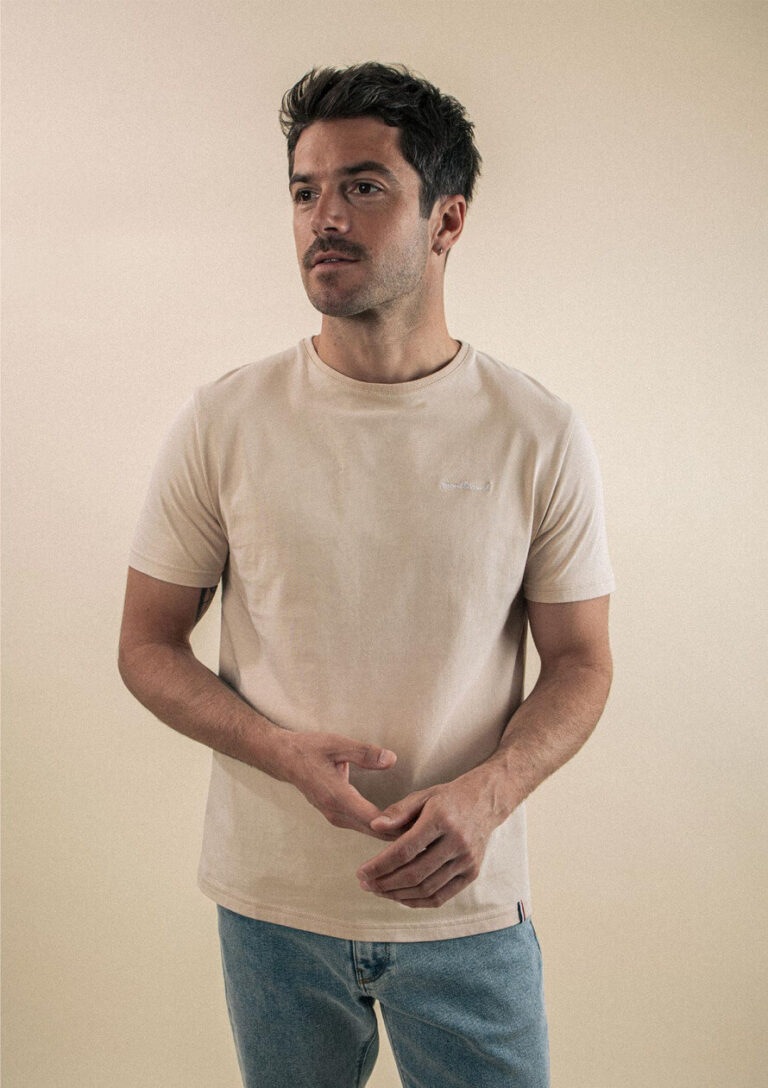 t shirt blason beige 1 Montlimart - T-SHIRT BLASON BEIGE