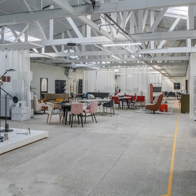 Magasin d'usine Ligne Roset situé à Montagieu