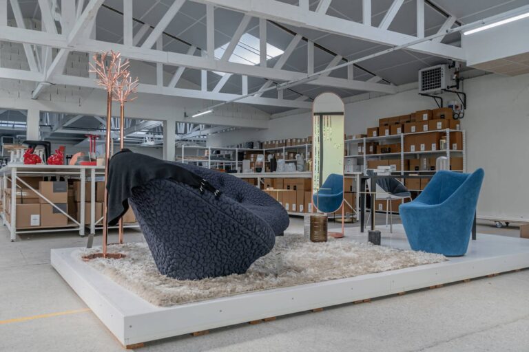 Magasin d'usine Ligne Roset situé à Montagieu