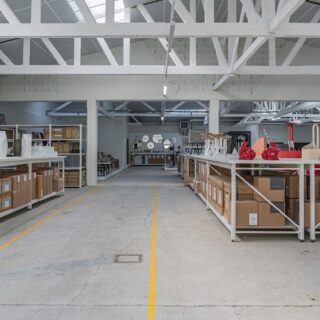 Magasin d'usine Ligne Roset situé à Montagieu