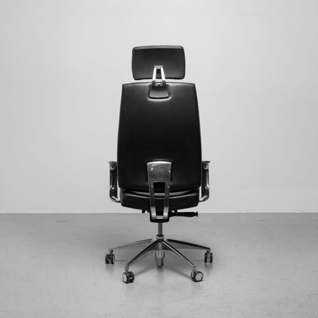 Navailles - King Edgard + - fauteuil de direction