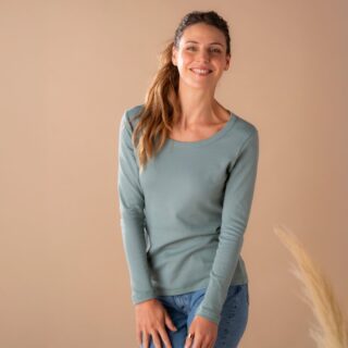 Le t-shirt en coton bio – Vert celadon par la marque Le t-shirt Propre Le t-shirt Propre - Le t-shirt en coton bio – Vert celadon